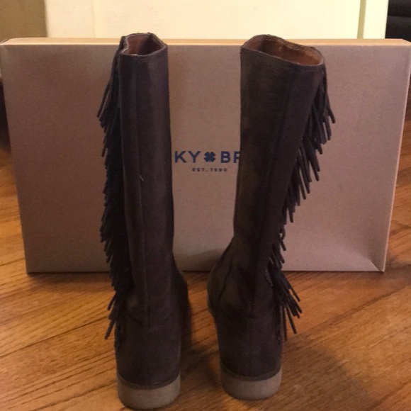 Lucky Brand suede fringe boots Size 6.5m - Picture 4 of 6